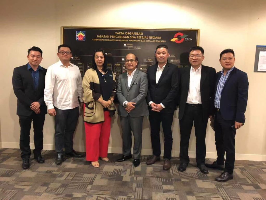 Uda Material UDA MATERIALS DELEGATION WITH GOVERNMENT BODIES - 深圳市盛利权实业有限公司